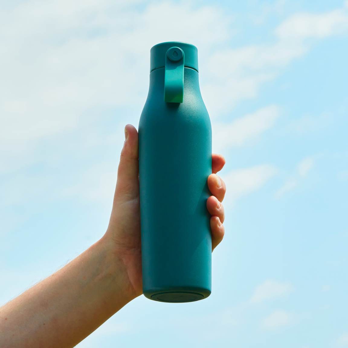 Stainless Steel Water Bottles — The Smart Way to Stay Hydrated All Day